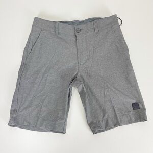 NEW Vintage 1946 Shorts Mens 30 Gray Pencil Stripe Gold